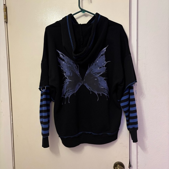 Faeries by Trick hoodie - Picture 2 of 3